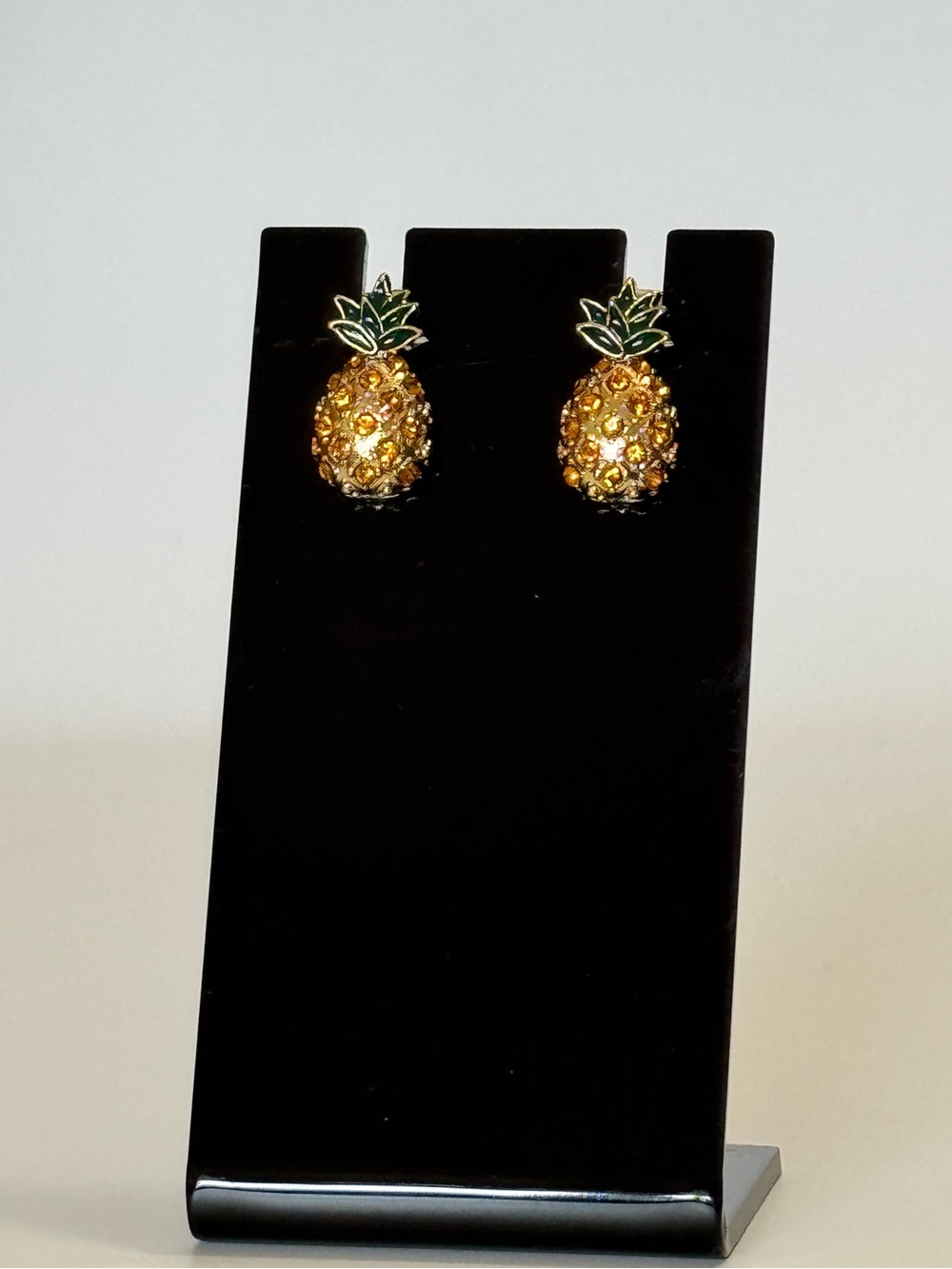 Pineapple Rhinestone Stud Earrings Gold Tone Green Enamel Tropical NWOT